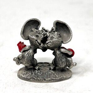 Hallmark [1983] Little Gallery Betsey Clark LET'S BE SWEETHEARTS Pewter Figurine